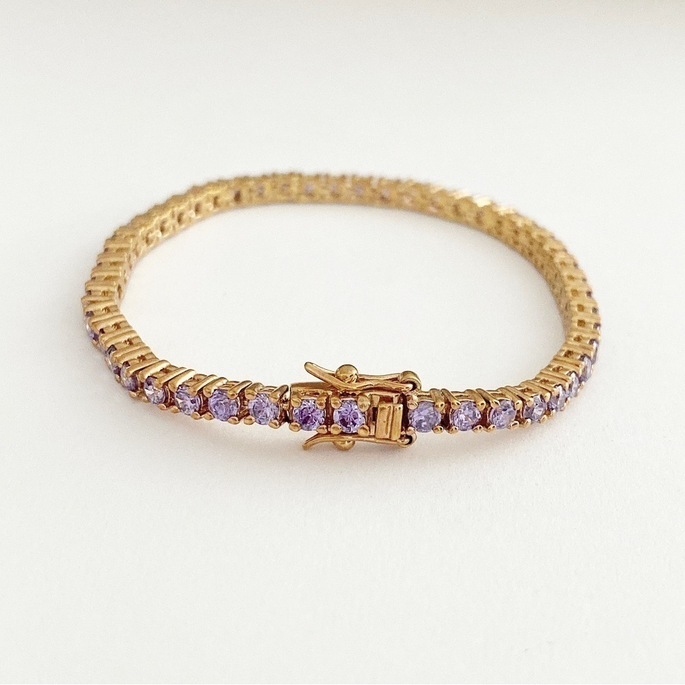 Elegant Gold and Purple Bracelet
